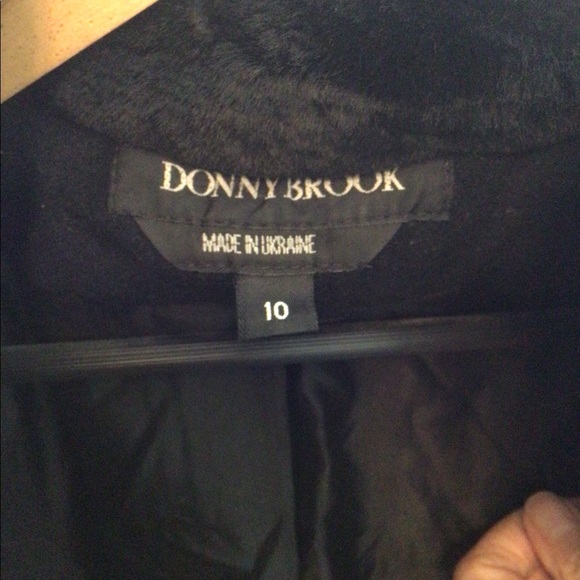 Coat - Picture 2 of 3